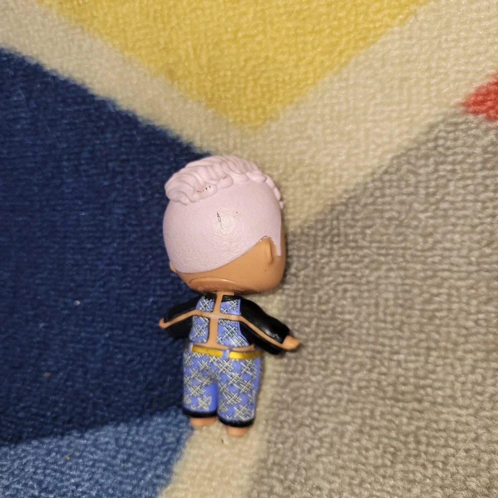 LOL Surprise OMG Winter Chill Doll Boy Figure Fashion Doll Blue Plaid Suit‎